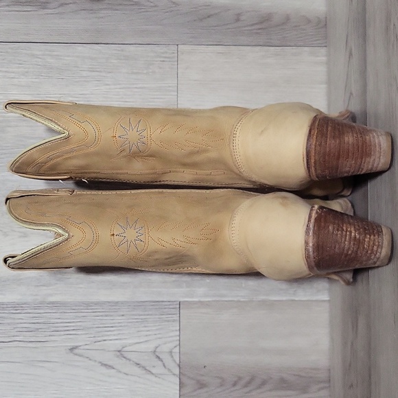 ACME Womens 7.5M Vintage Cowboy Boots Dingo Heeled Dream Catcher Embroidered Tan - Picture 6 of 16